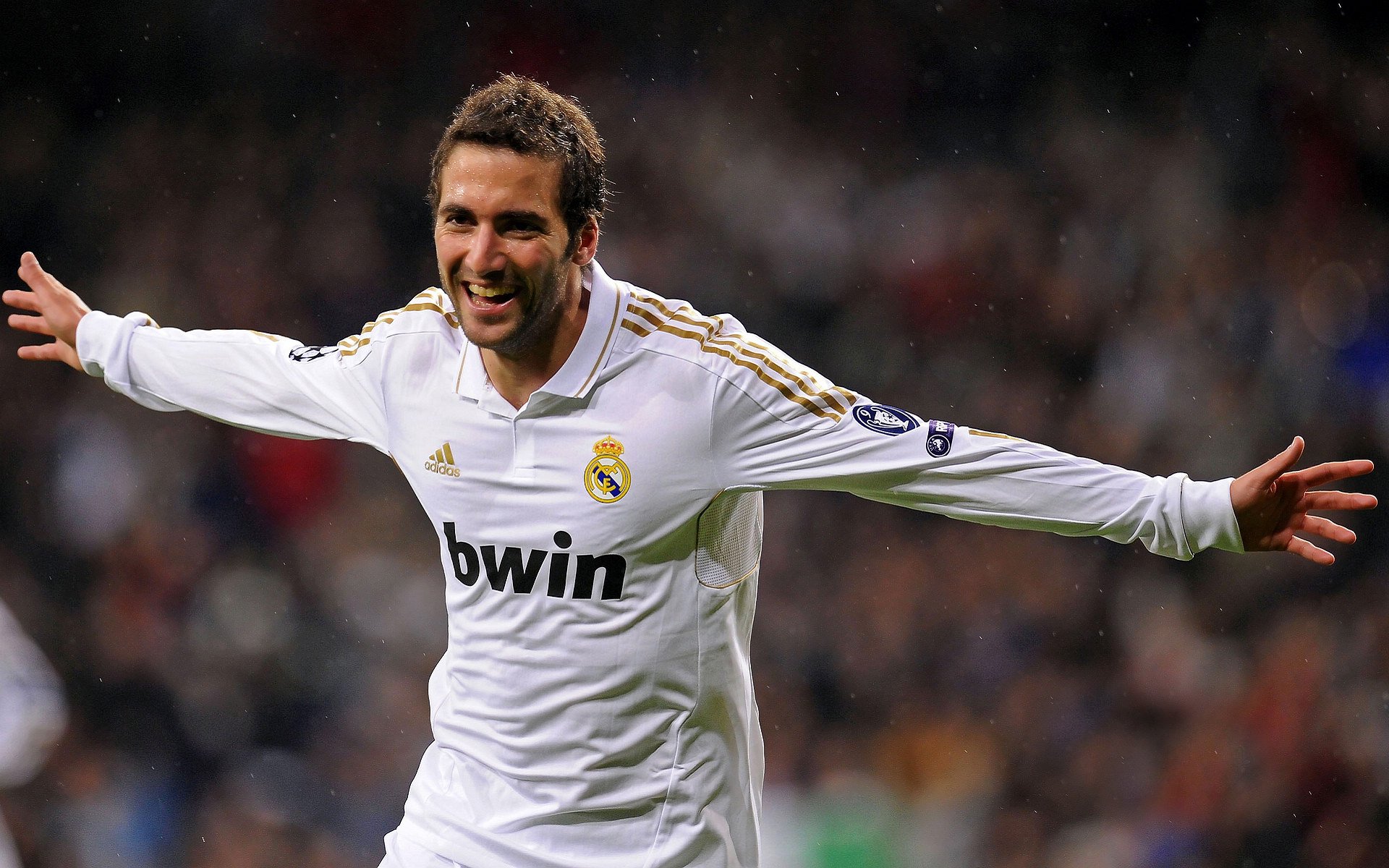 莫伊：全黑队的“墙壁”级防守者，scrum中稳如磐石