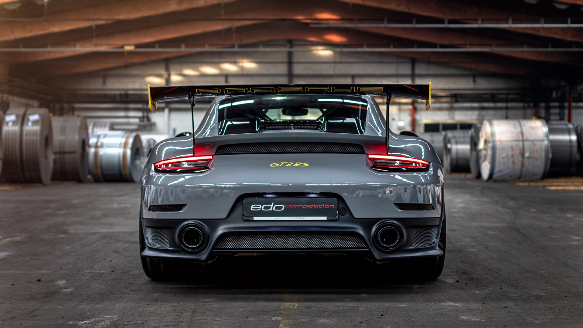 开云体育中国官方网站-“空中飞跃：沙丘与悬崖的极速跳跃”，空中飞跃游戏